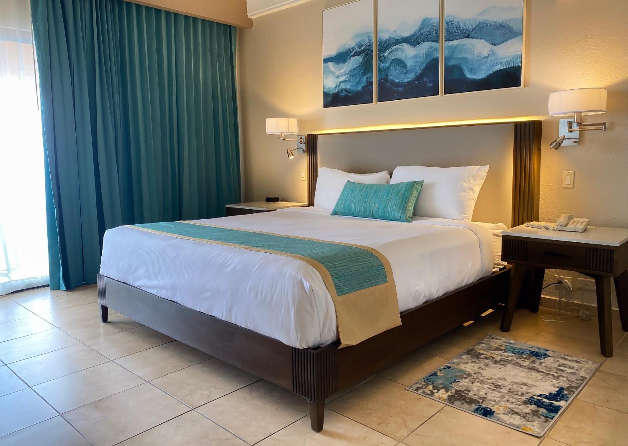 The Royal Sea Aquarium Resort Willemstad Exterior photo
